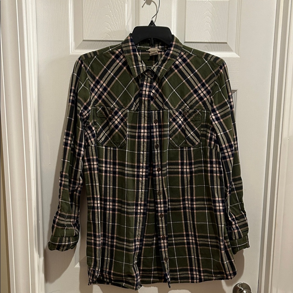 Duluth Trading Woman’s Free Swinging Flannel Shirt